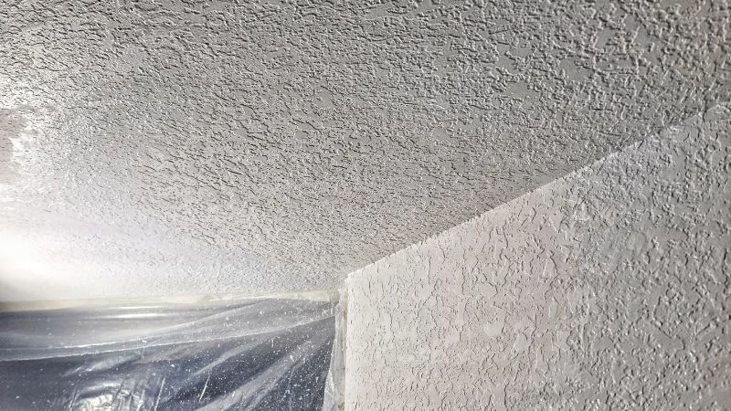 Living Room Wall and Ceiling after the repair, North Ocala, Florida
