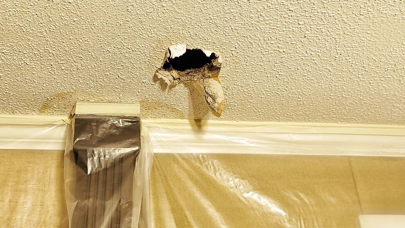 Popcorn Ceiling, Manufactured Home before the repair, Old Town, Florida